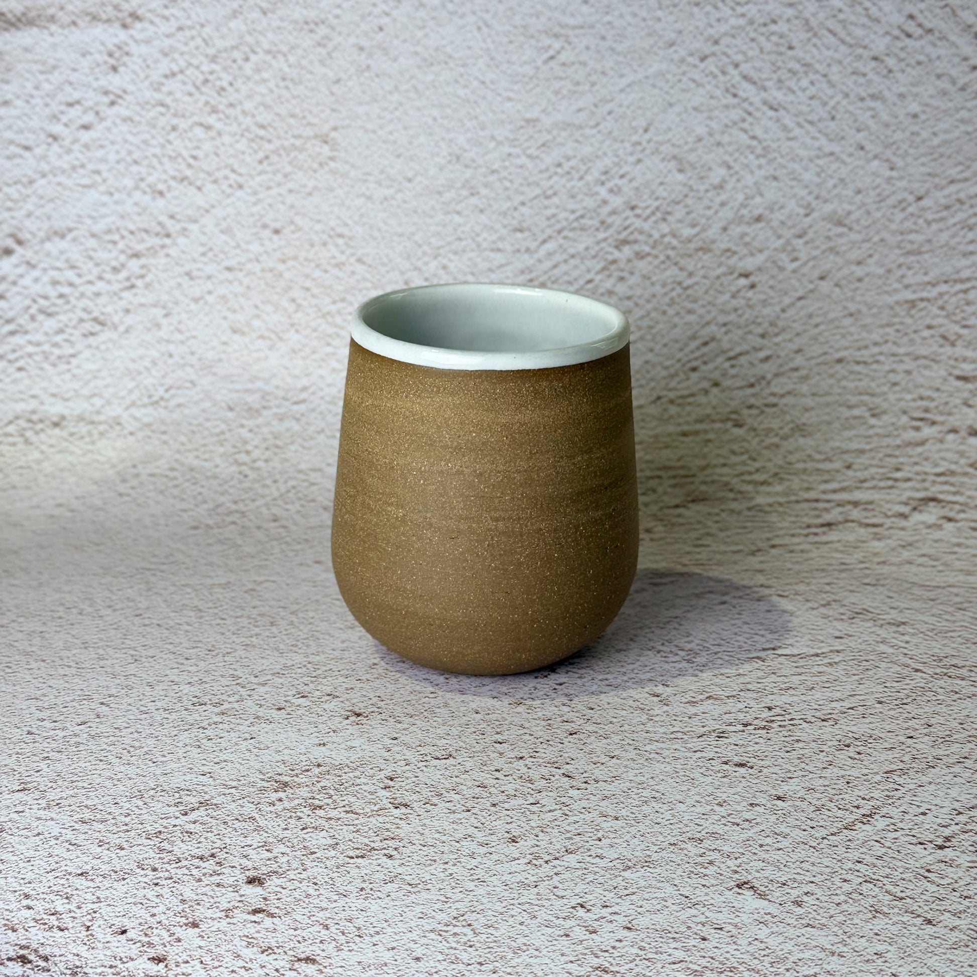 Rounded Wine Tumbler - Dark Brown Stoneware / White Gloss